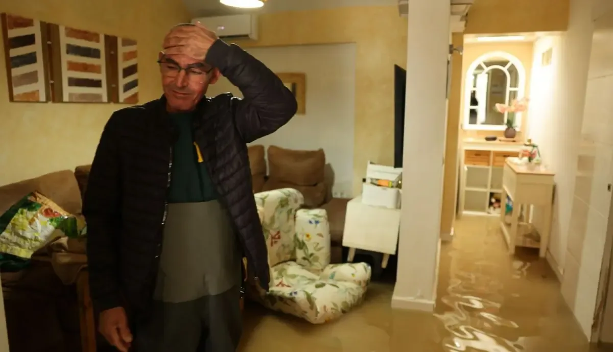 La inundación en El Portal deja impactos severos en las viviendas y la vida de los residentes.