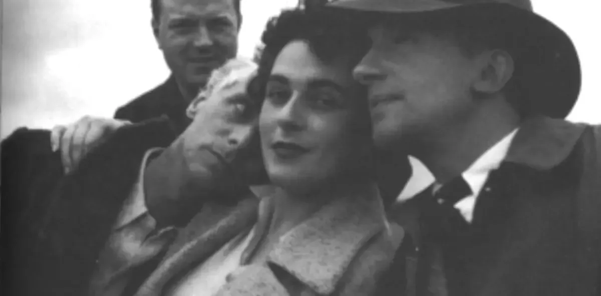 La obra de Leonora Carrington se celebra en varias muestras y un film, reafirmando su impacto en el arte contemporáneo.