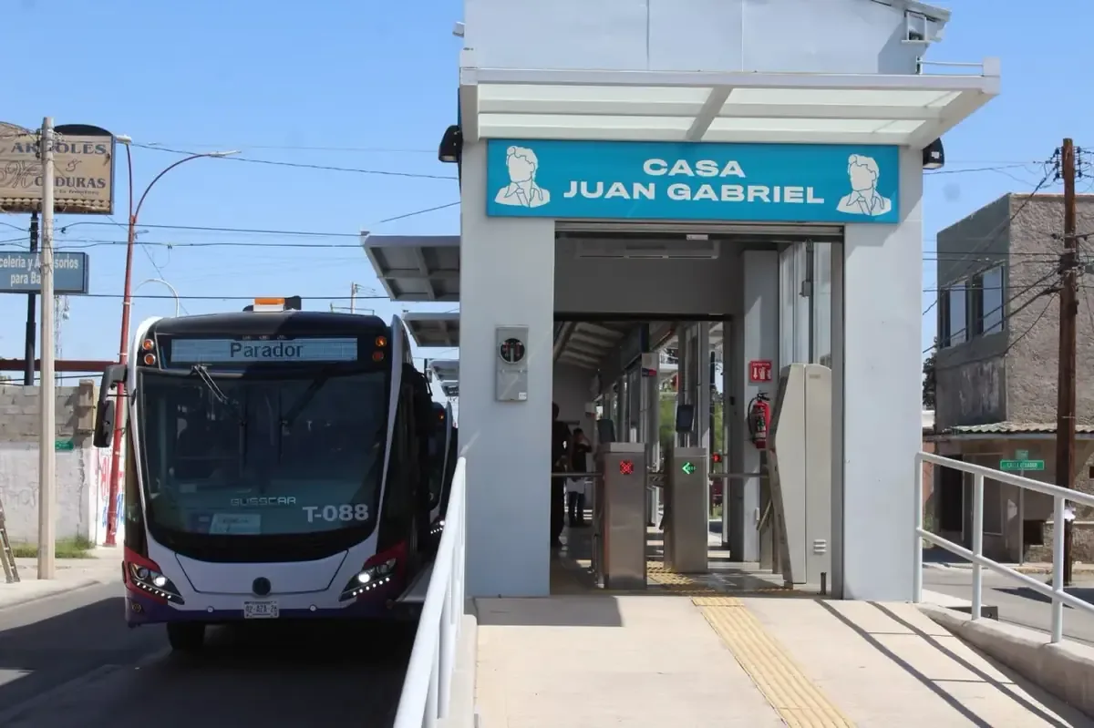 La intervención estatal mejora la movilidad urbana en Ciudad Juárez, impactando vidas y fomentando dignidad.