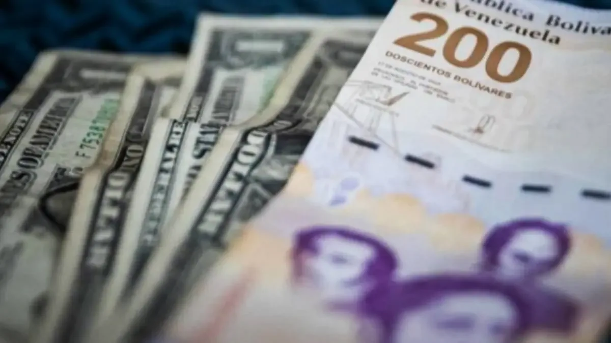 La moneda venezolana sigue perdiendo valor mientras la economía refleja un consumo en alza.