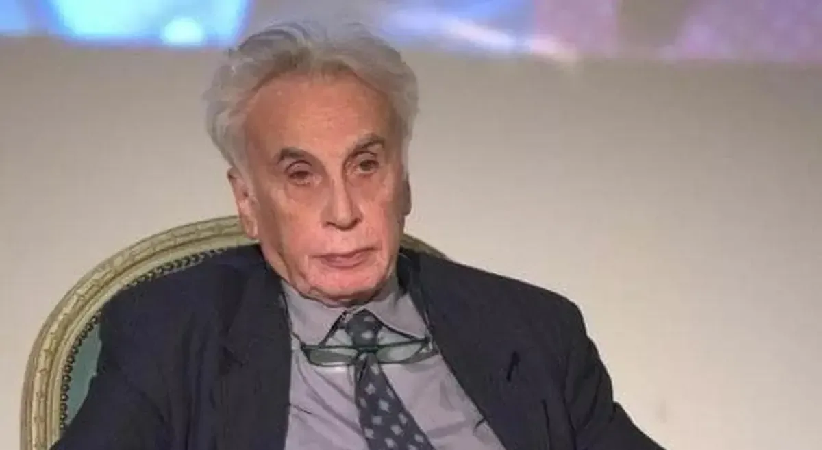 La muerte de Biagio De Giovanni deja un vacío en la cultura y la política italiana, resonando en muchas generaciones.
