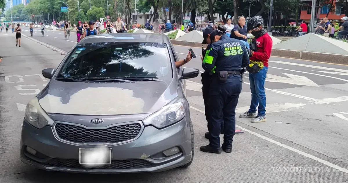 Las sanciones por invadir carriles exclusivos pueden superar los 6 mil pesos.