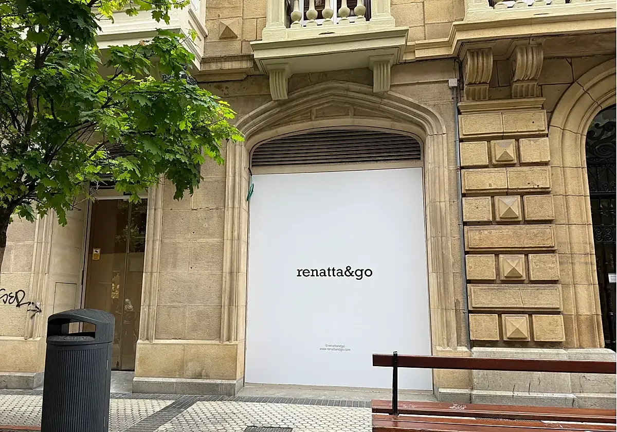La nueva propuesta comercial en San Sebastián promete estilo y funcionalidad para el público femenino.