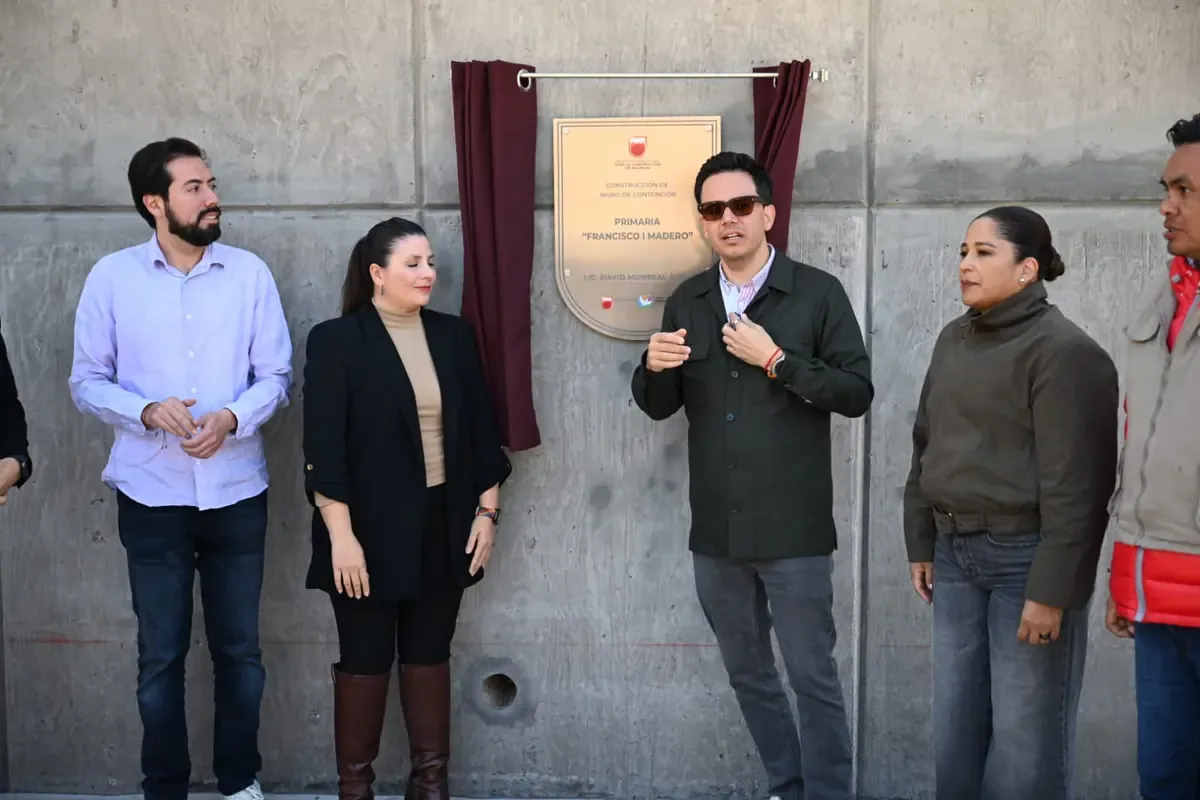 La obra beneficia a 363 estudiantes y mejora la seguridad en la comunidad educativa.