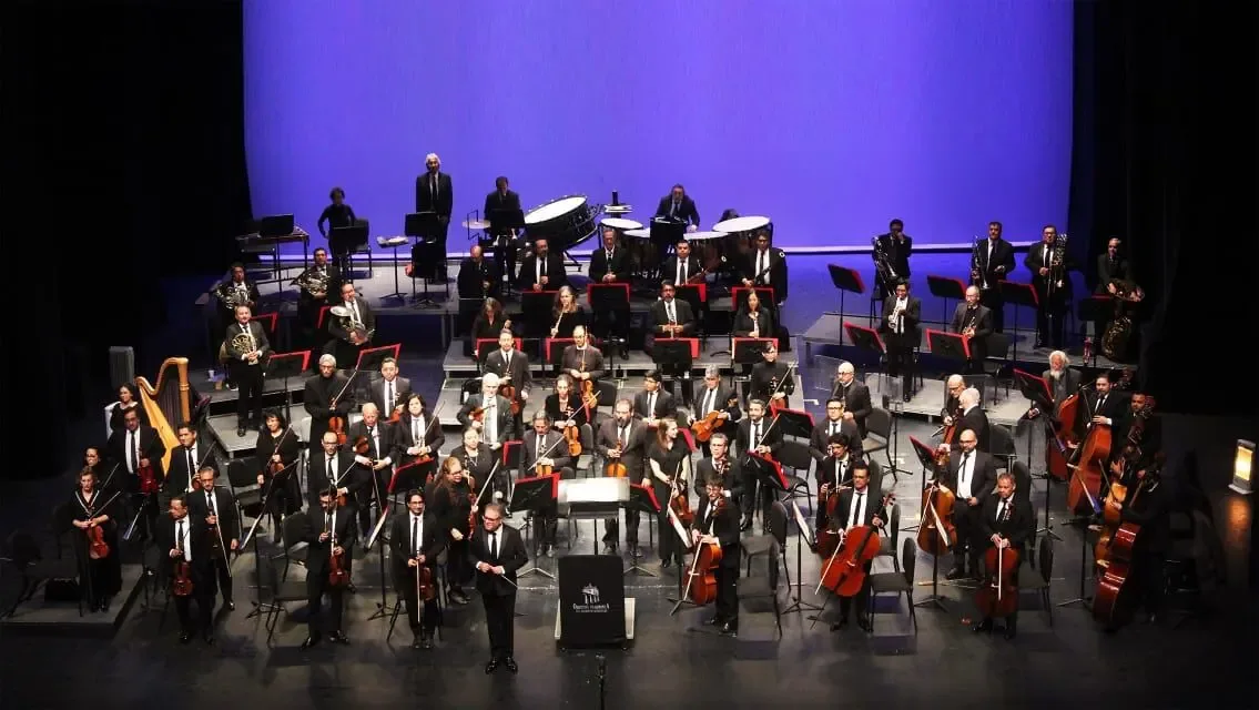 La OFEQ presenta 'Sueños de invierno' en el Teatro Metropolitano de Querétaro.