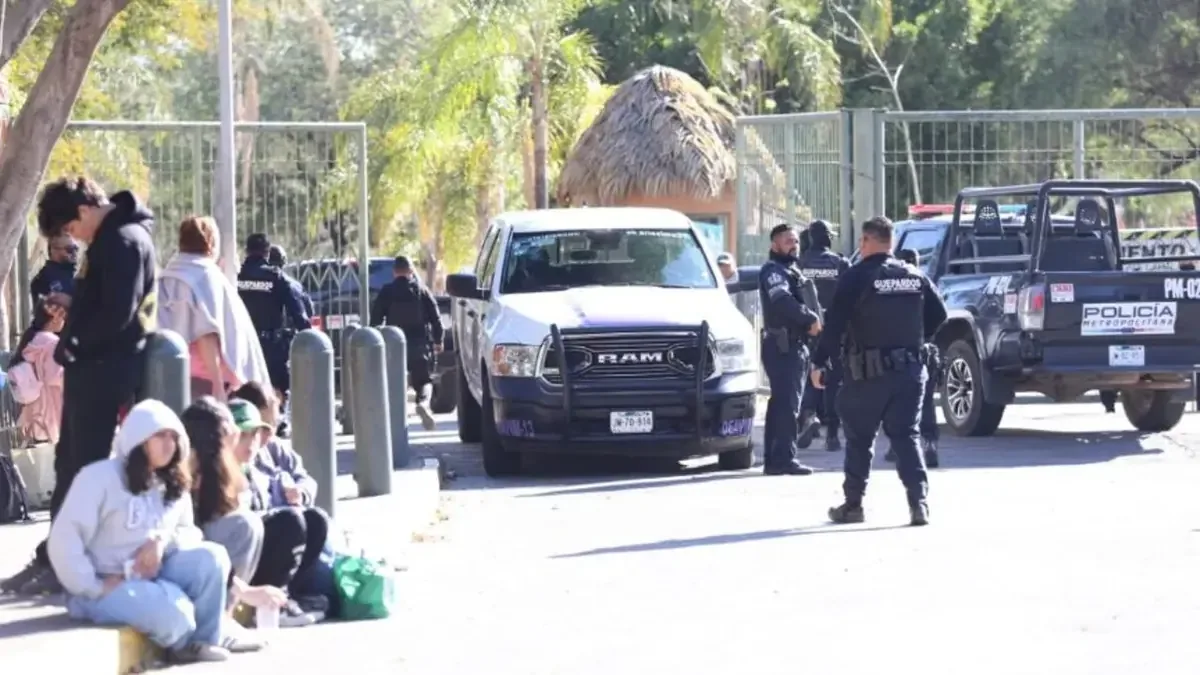 La ola de violencia en Jalisco obliga a turistas a resguardarse en un zoológico.