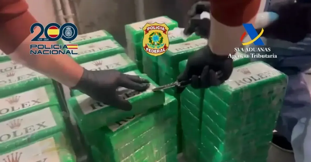 La operación policial resultó en la detención de tres personas y la incautación de 1,500 kilos de cocaína.