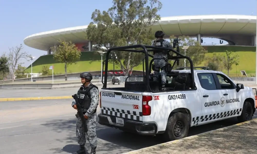 La población muestra preocupación y desconfianza ante la presencia militar tras el operativo en Guadalajara.