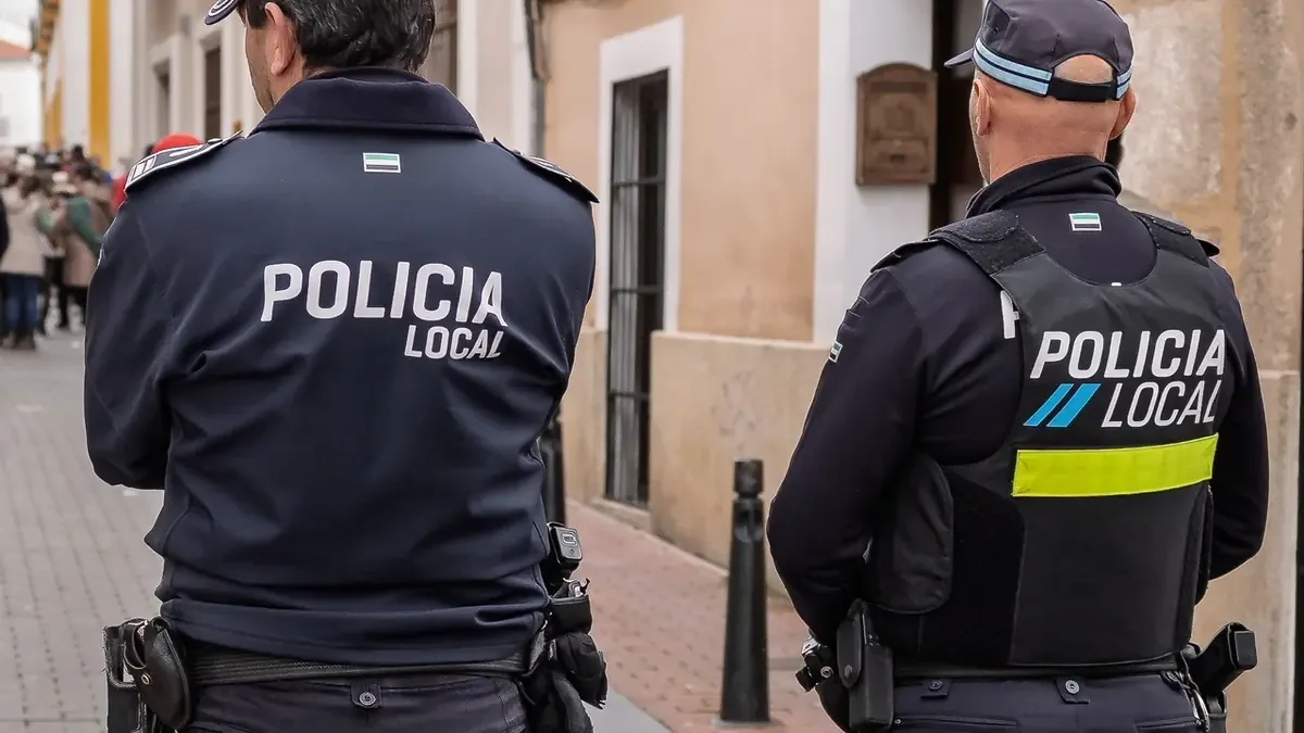 La Policía Local reporta 18 incidentes con daños materiales en la ciudad.