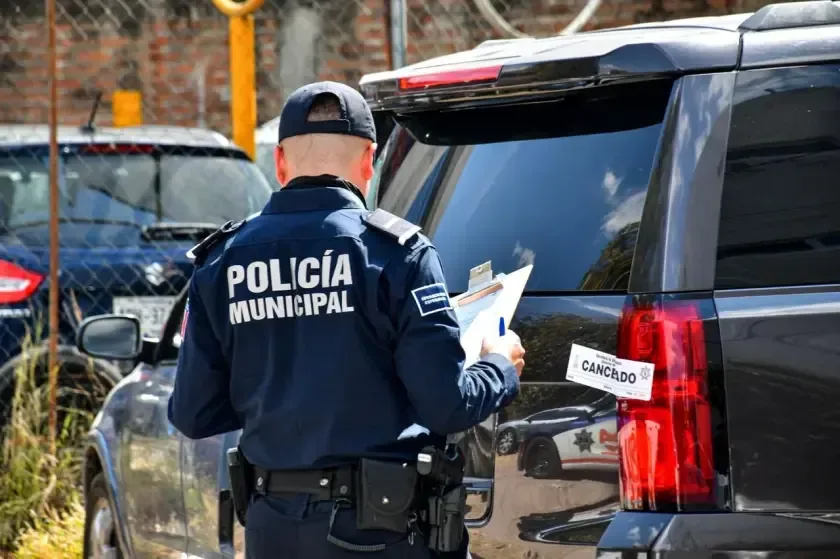 La policía municipal detalla requisitos para la recuperación de autos retenidos en Aguascalientes.