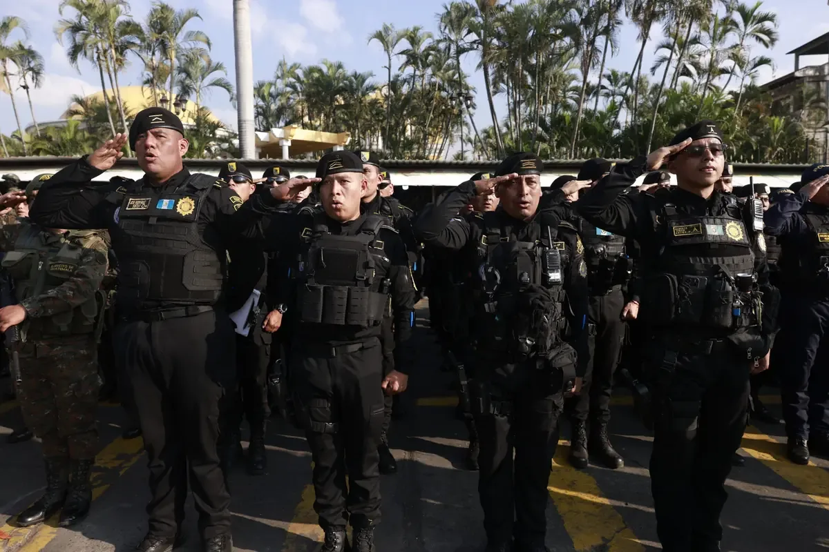 Con la inauguración de nuevas estaciones, la PNC busca mejorar la seguridad en el país y dignificar el trabajo policial.