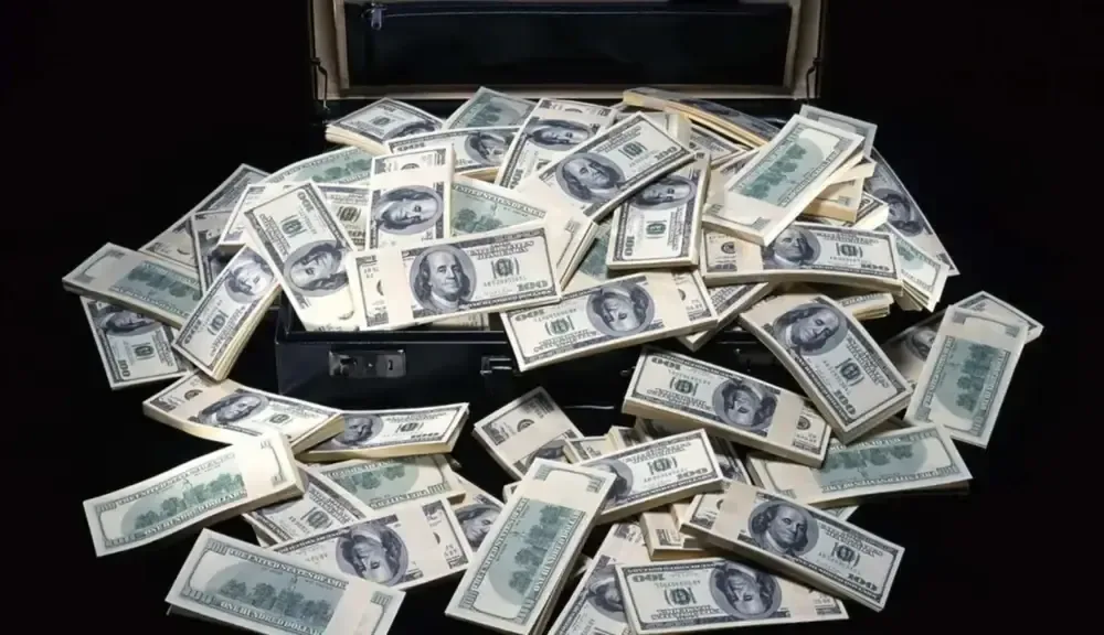 La policía recuperó el dinero durante una investigación sobre corrupción en Santa Catarina.