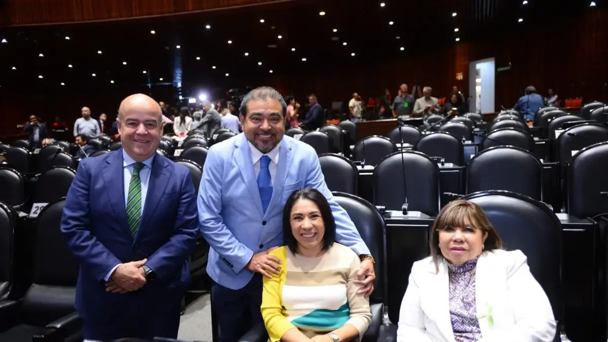 La nueva política busca un desarrollo sostenible y competitividad económica en el país.