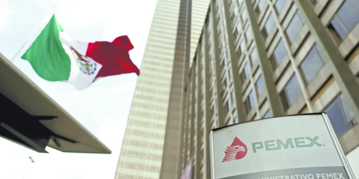 La Presidenta Claudia Sheinbaum ante la crisis de pérdidas de Pemex en 2025.