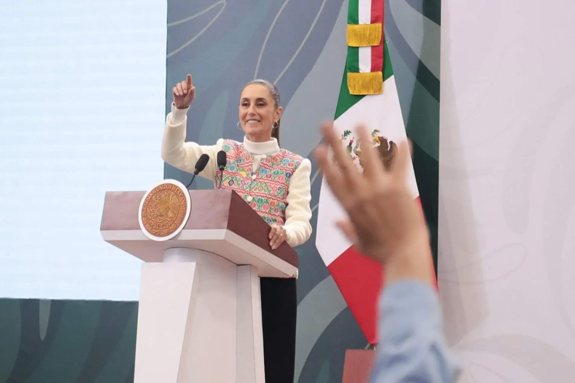 La Presidenta Claudia Sheinbaum durante el anuncio en Puebla sobre el Polo de Reciclaje.