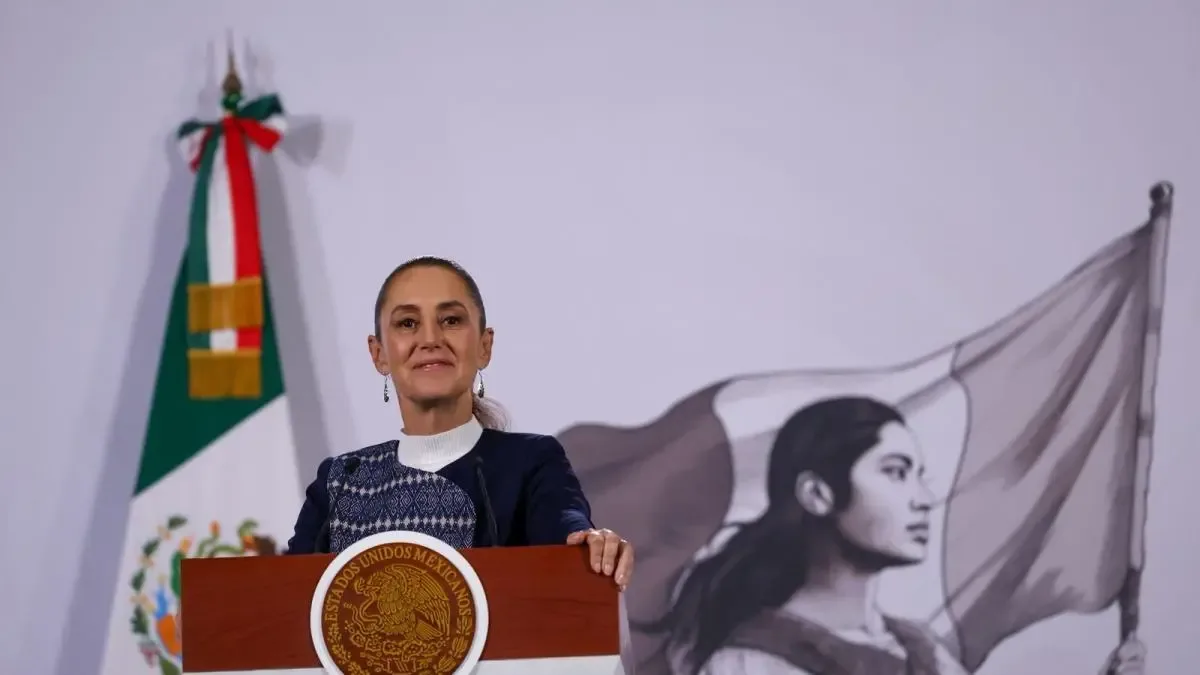 "La Presidenta Claudia Sheinbaum durante la conferencia en Palacio Nacional."