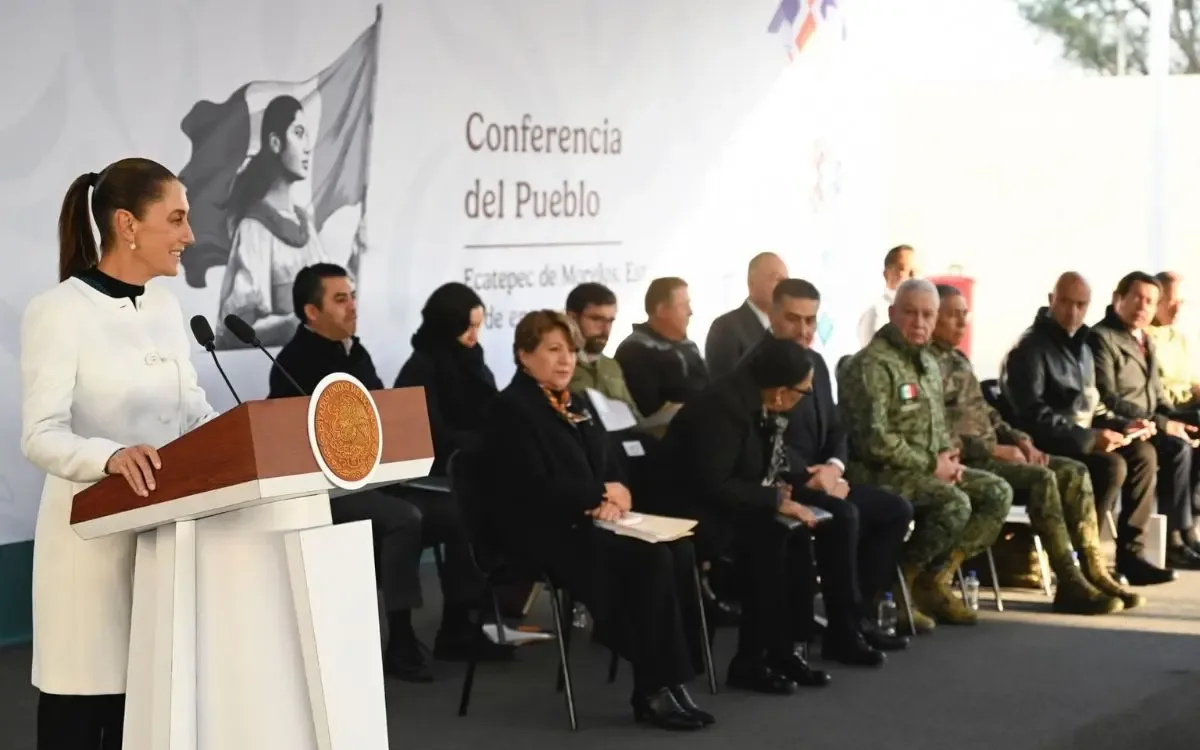 La presidenta Claudia Sheinbaum durante la conferencia mañanera en Ecatepec.