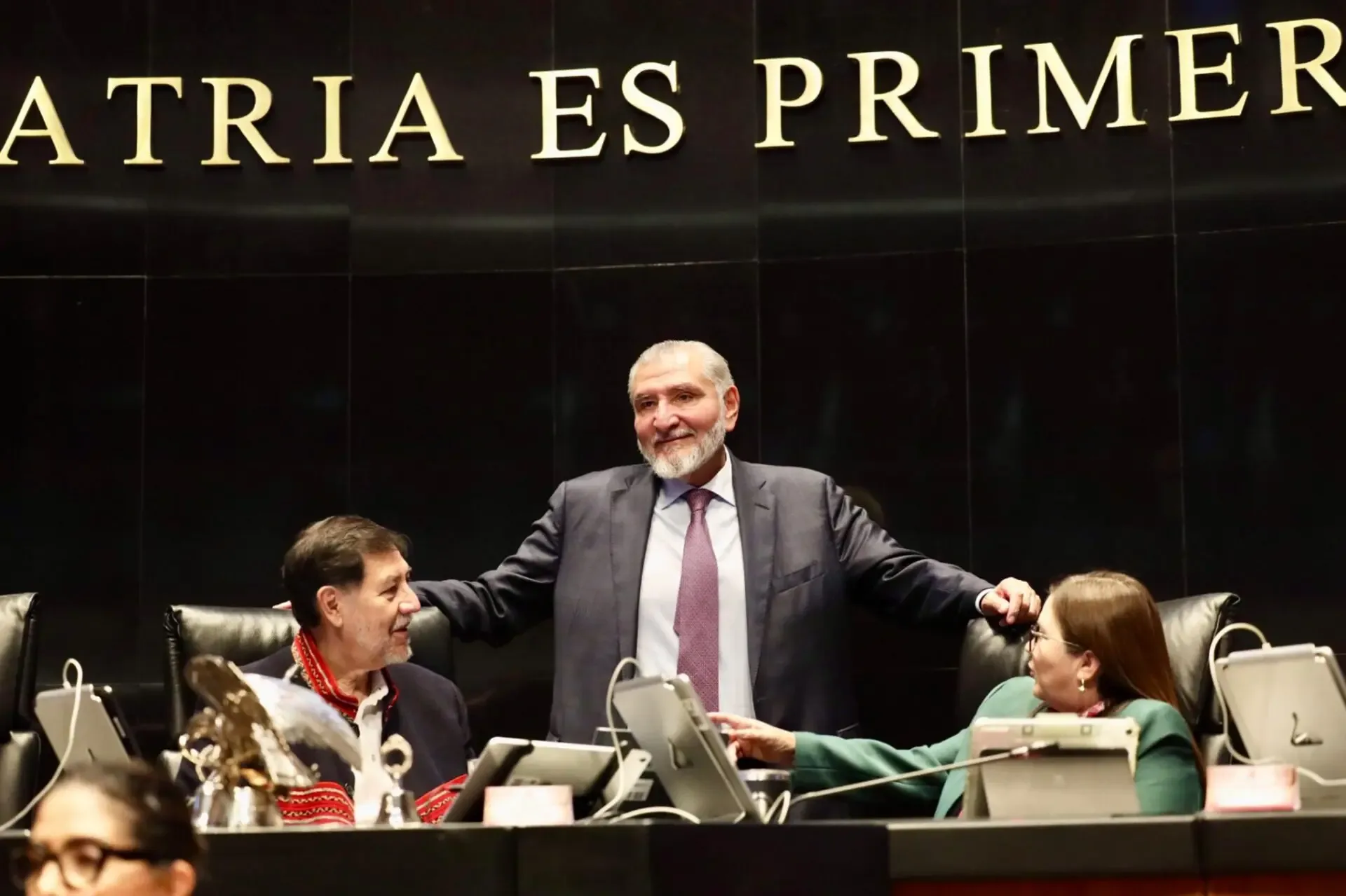 "La Presidenta Claudia Sheinbaum durante la conferencia matutina en Palacio Nacional."