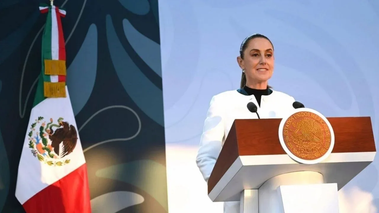 "La Presidenta Claudia Sheinbaum durante su conferencia en Palacio Nacional."