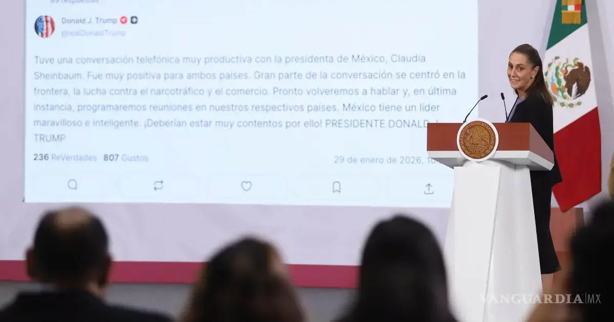 La Presidenta Claudia Sheinbaum durante una conferencia sobre seguridad y relaciones internacionales.