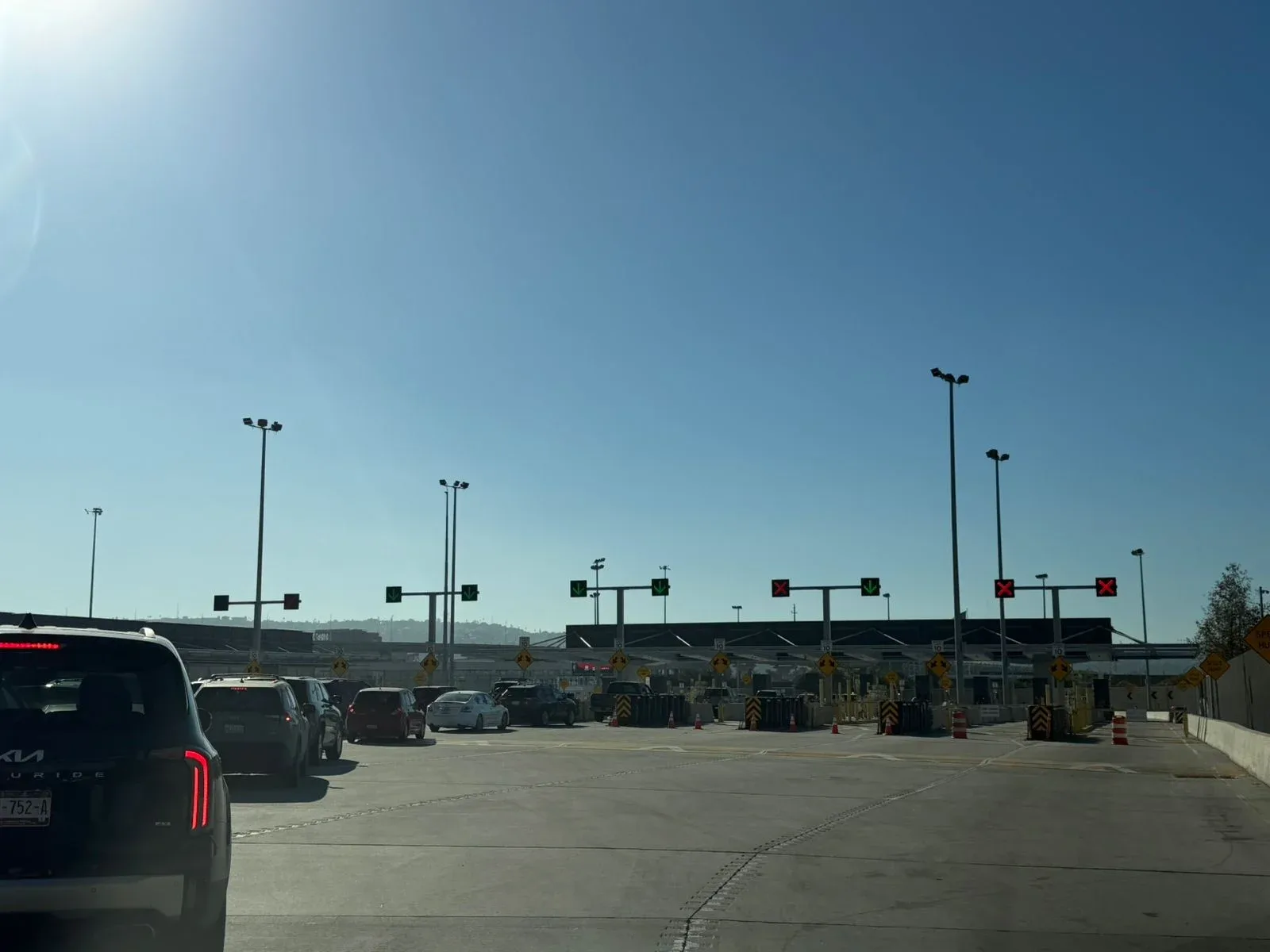 La Presidenta Claudia Sheinbaum en Tijuana, anunciando nuevas mejoras de infraestructura.