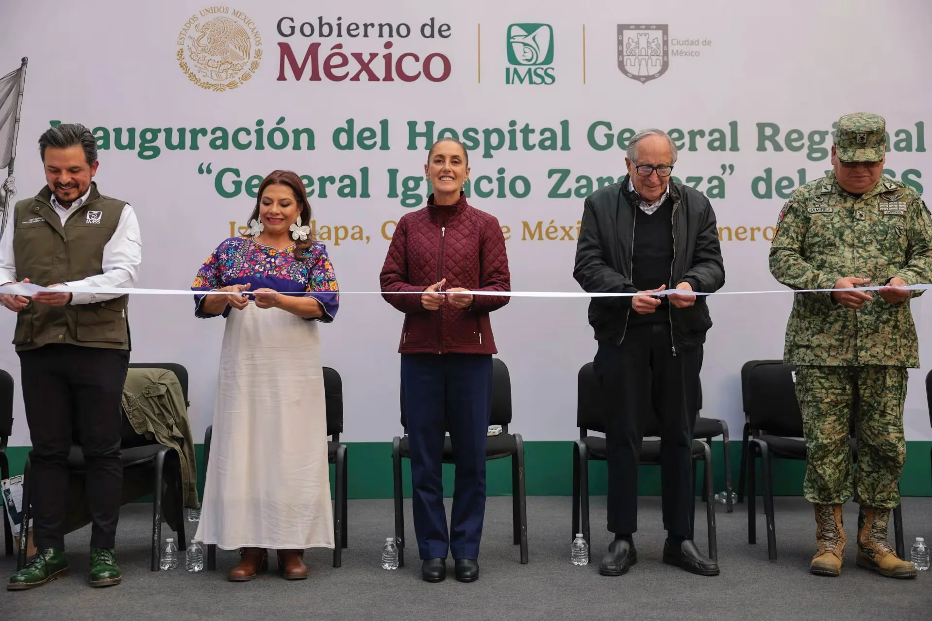 La Presidenta Claudia Sheinbaum inaugura el nuevo Hospital General Regional No. 25 en Iztapalapa.
