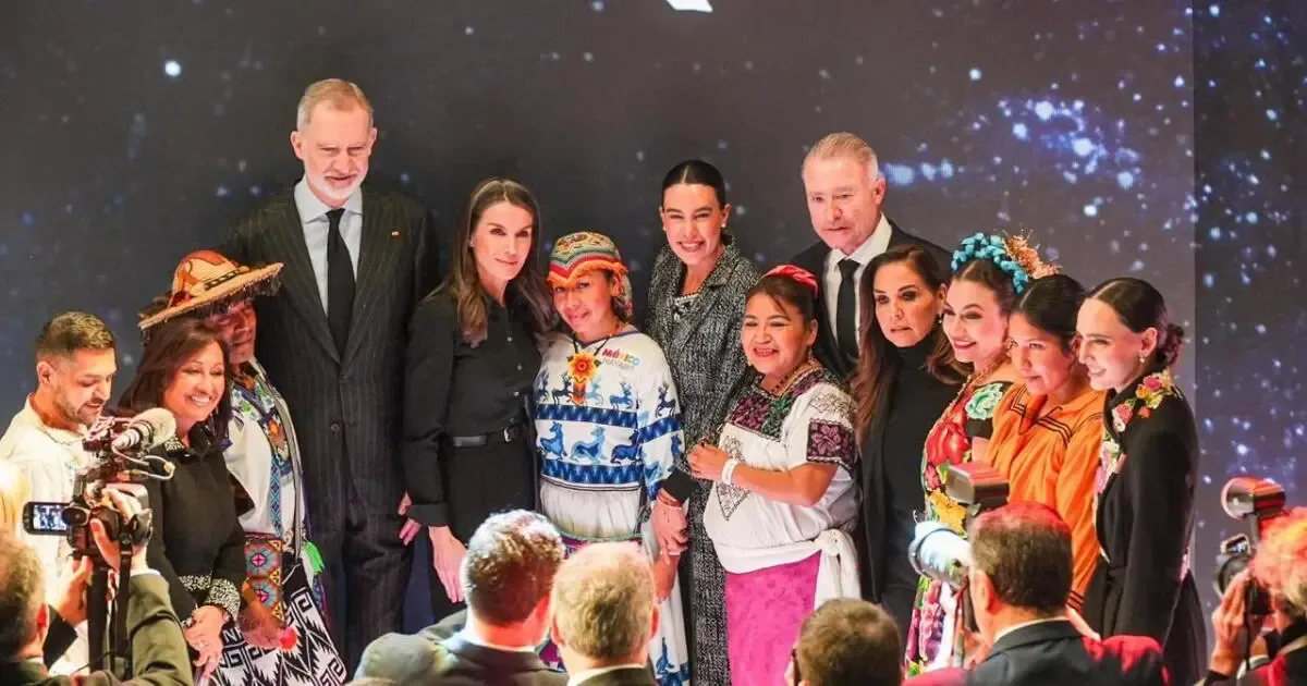 La Presidenta Claudia Sheinbaum Pardo en la feria de turismo, destacando la reconciliación.