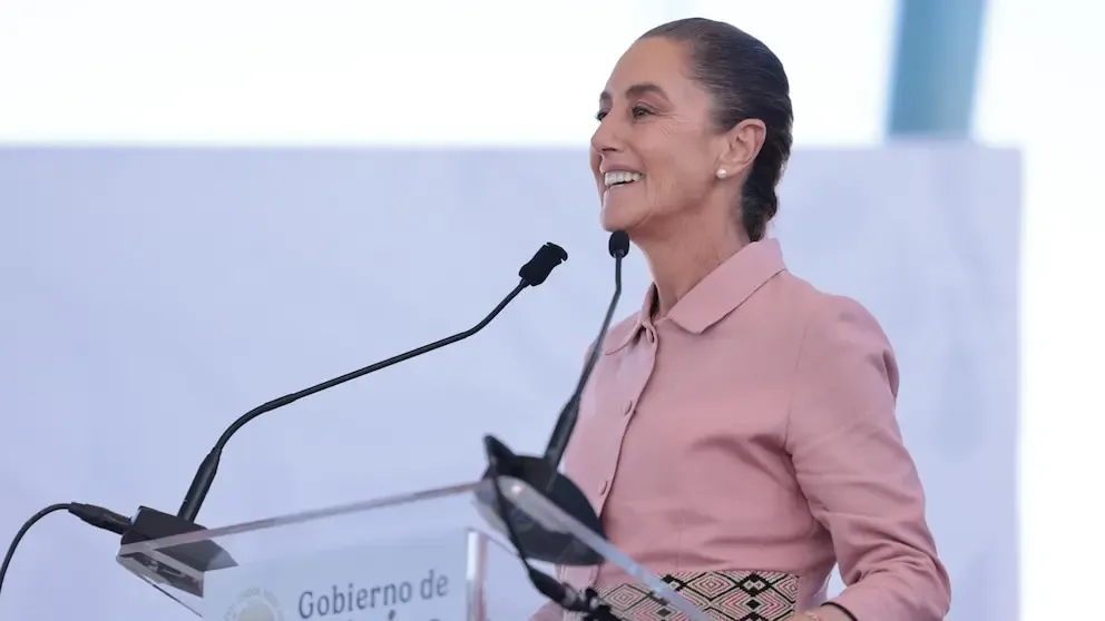 La Presidenta Claudia Sheinbaum Pardo presenta el proyecto del puerto en Sonora.