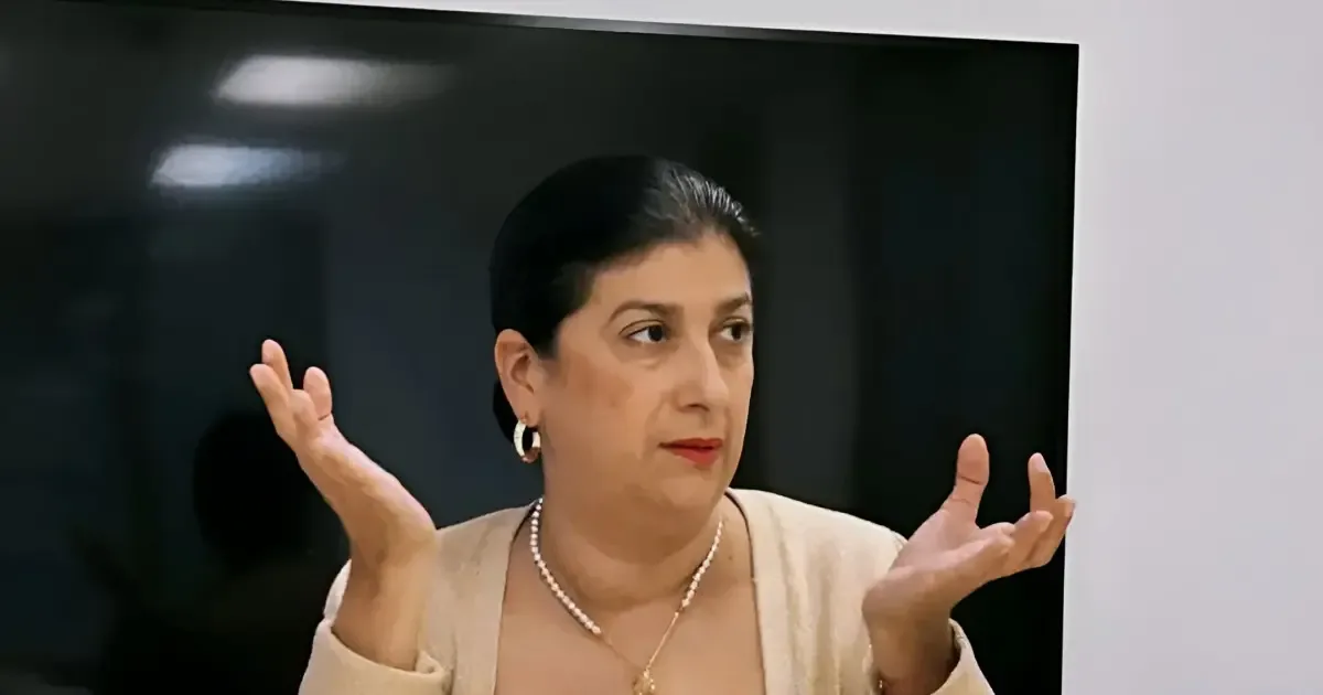 La presidenta de la Asociación Venezolana de Hoteles Cinco Estrellas, María Angelina Velasquez, durante una entrevista.