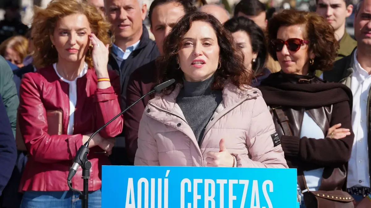 La presidenta de Madrid instó a los votantes a rechazar al actual gobierno en el mitin de Valladolid.