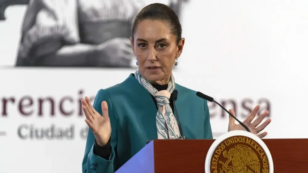 La Presidenta de México dirigirá la Mañanera desde la Región Militar y luego inaugurará un CBTIS en León.