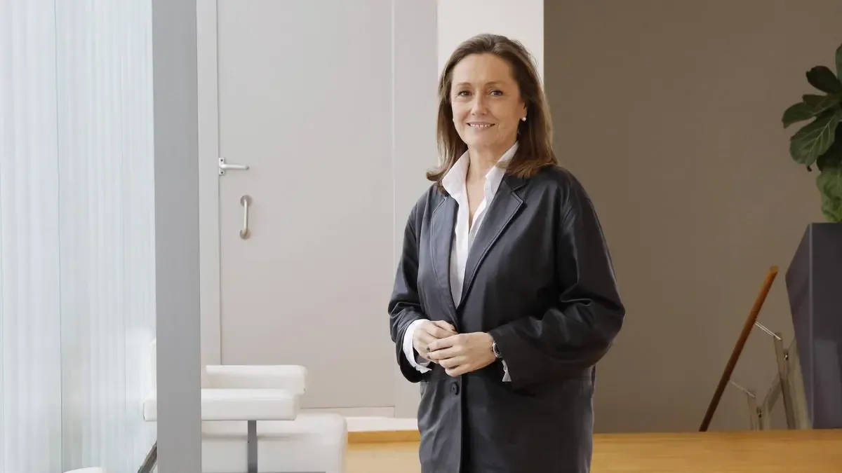 La presidenta del PP de Vigo destaca la necesidad de renovar la política local ante el hartazgo ciudadano.