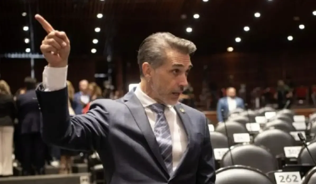 La presidenta del SNA aclara que no renuncia, sino que finaliza su periodo.