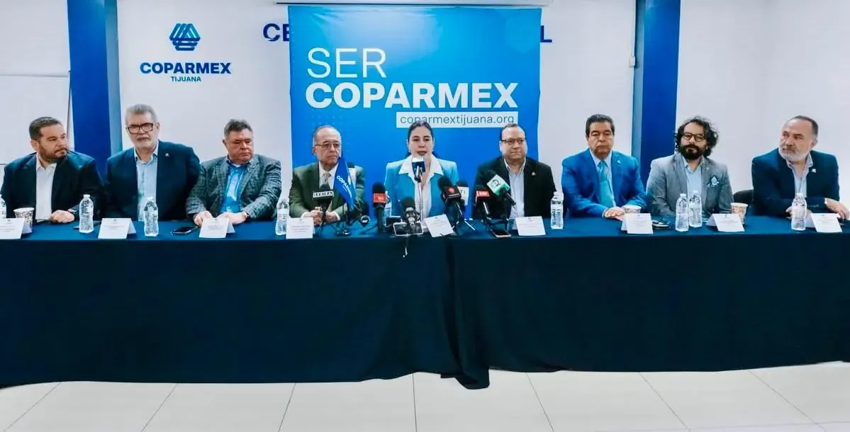 La presidenta Elisa Ibáñez Aldana durante la presentación del nuevo consejo de Coparmex Tijuana.