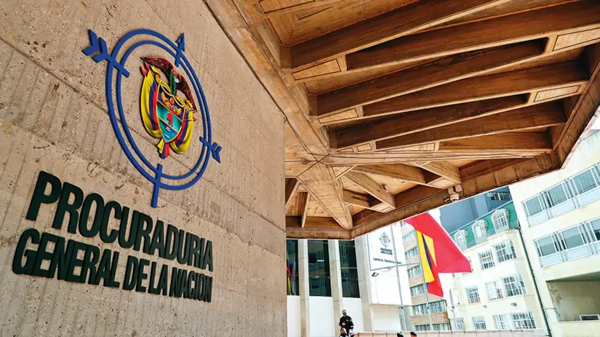 La Procuraduría General impone 10 meses de inhabilidad al alcalde por no cumplir fallo judicial.