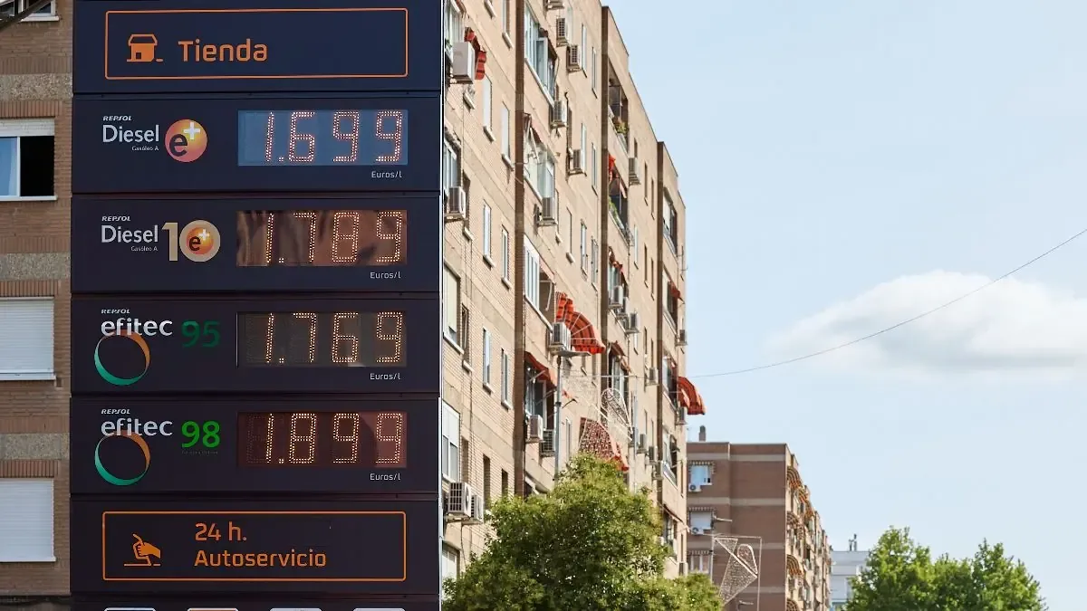 La reciente subida del petróleo afecta nuevamente los precios de gasolinas en España.