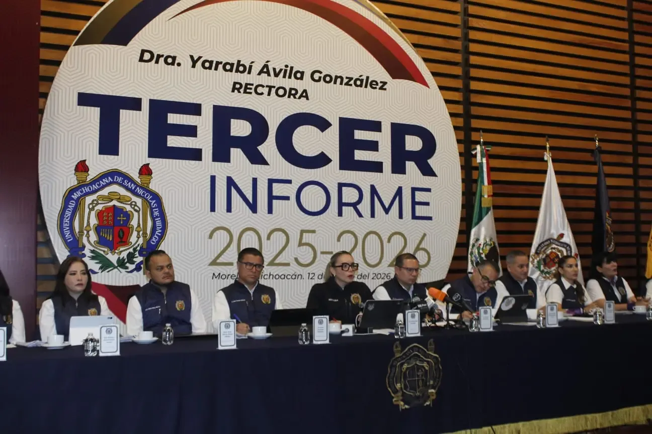 La rectora Yarabi Ávila presenta nuevas licenciaturas en la UMSNH.