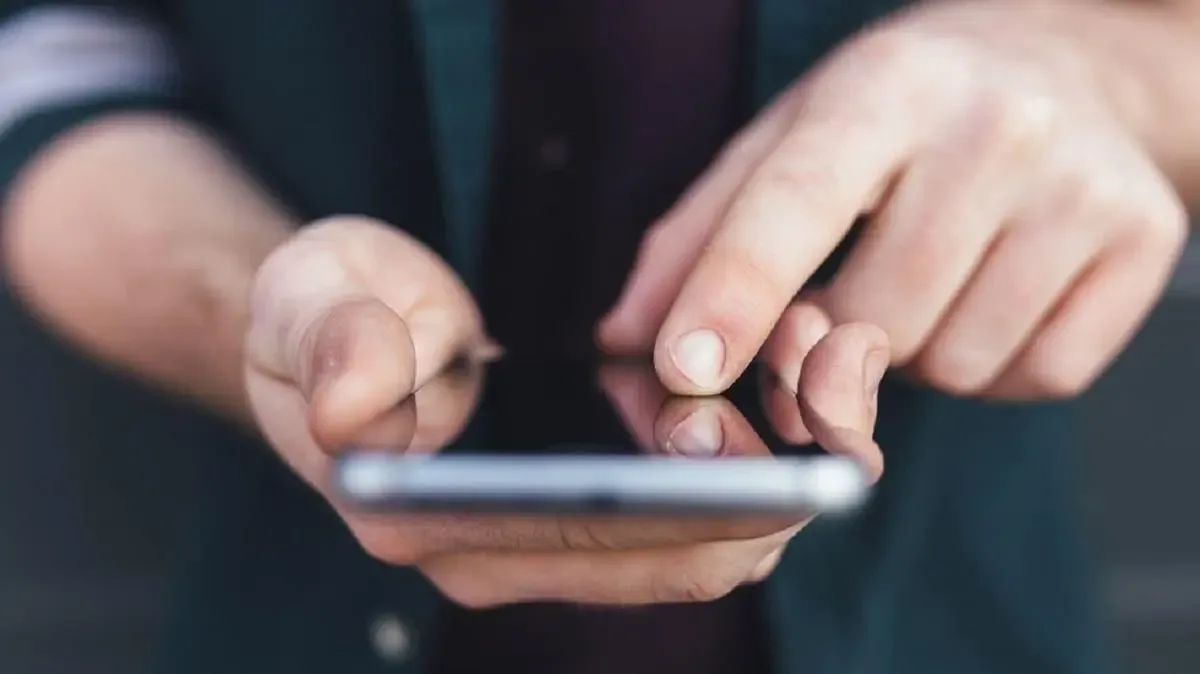 La Red en Defensa de los Derechos Digitales alerta sobre el registro de celulares.