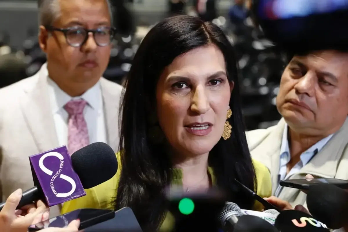 La reforma a la Constitución establece nuevos límites a jubilaciones para funcionarios públicos.