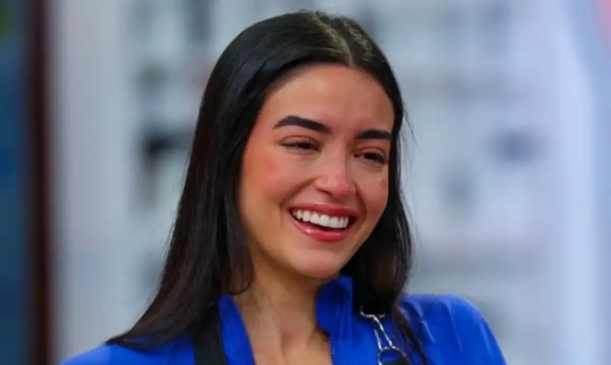 La reina de belleza prioriza su sueño de ser Miss Universe Puerto Rico 2026.