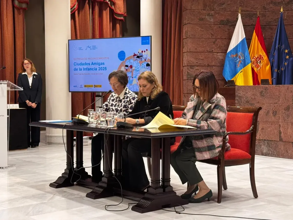 La renovación busca proteger a niños y adolescentes de amenazas digitales.