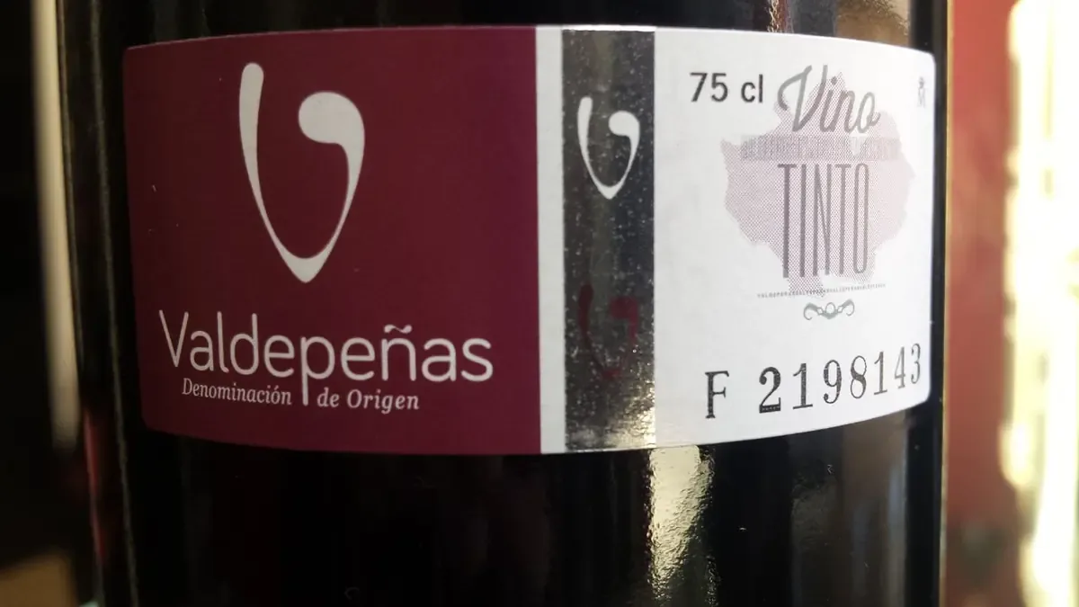 La reunión busca fortalecer la gestión y promover la confianza en los vinos de la DO Valdepeñas.