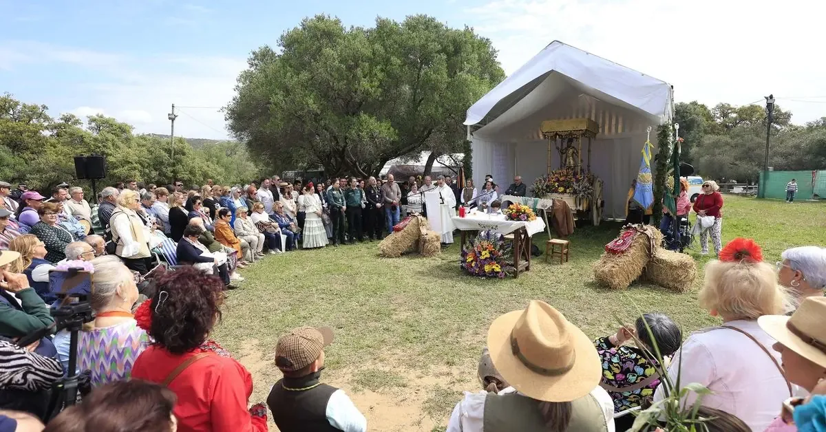 La romería de San Isidro en Los Barrios atrae a miles con su devoción y comidas típicas.