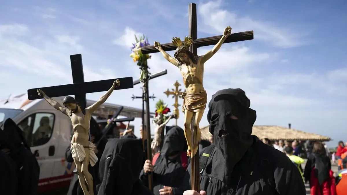 La romería de Ujué reunió a miles de fieles en una emotiva celebración anual.