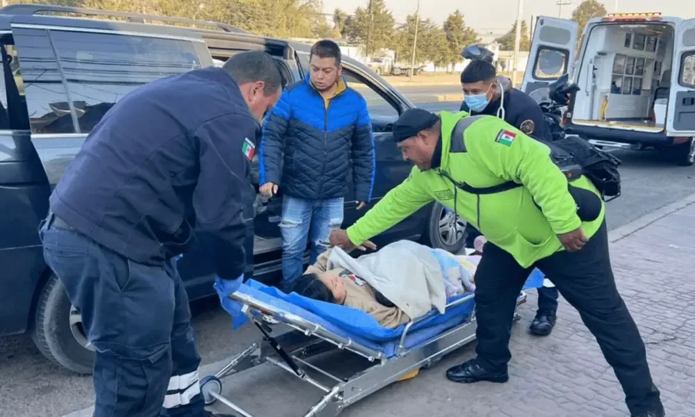 La rápida intervención de oficiales de la Guardia Civil salvó la vida de madre e hija.