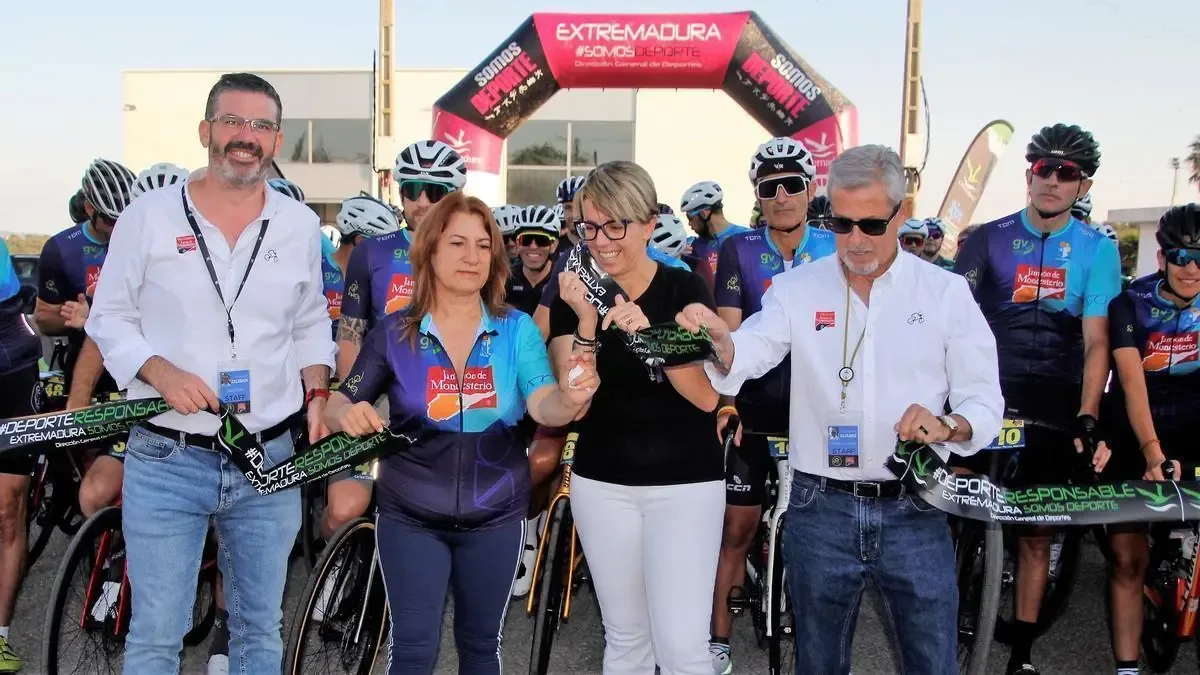 Este evento deportivo promueve el ciclismo y la gastronomía de la región extremeña.