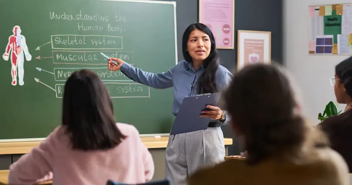 La salud mental de los docentes es clave para mejorar el aprendizaje en las aulas.