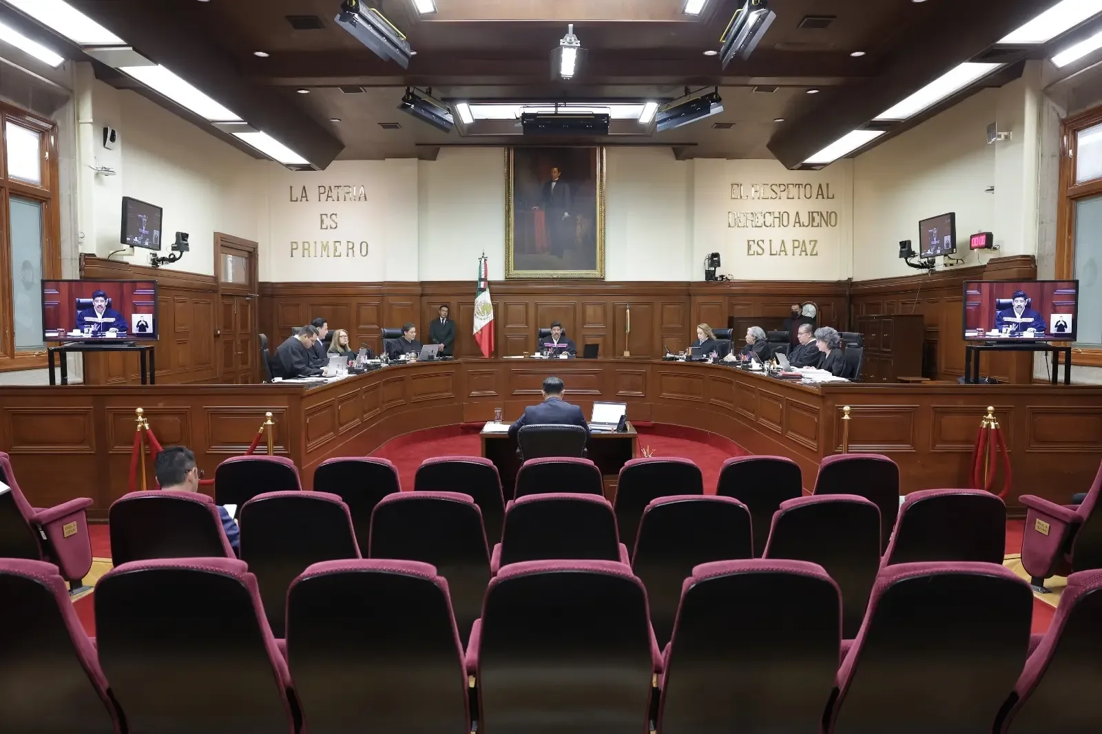 La SCJN reiterando la firmeza de sus decisiones sobre enjuiciamientos.
