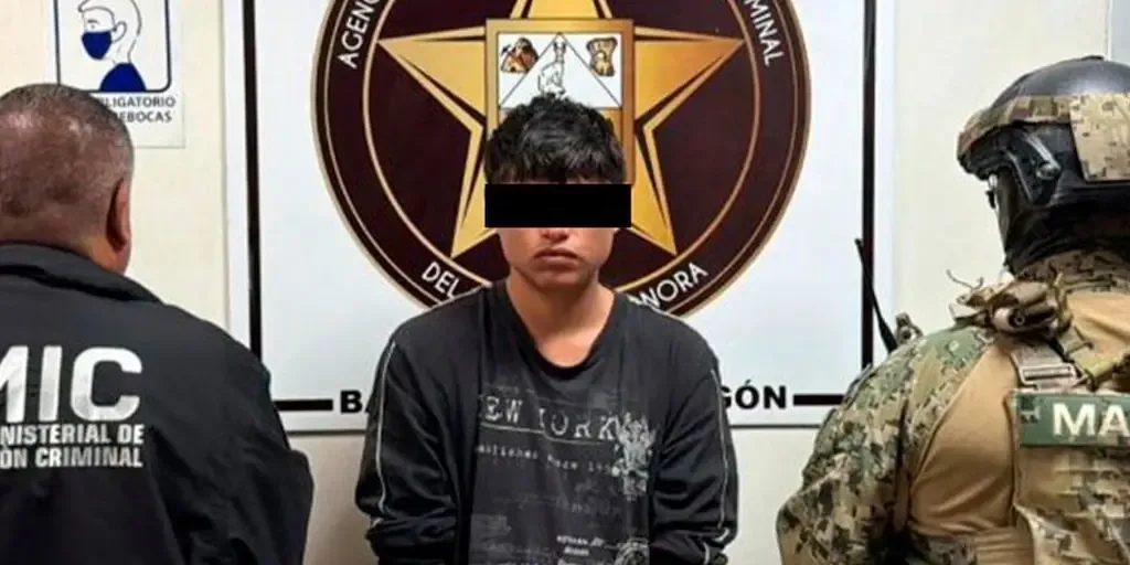 La Secretaría de Marina durante la presentación de la detención de “El Chino Arce”.