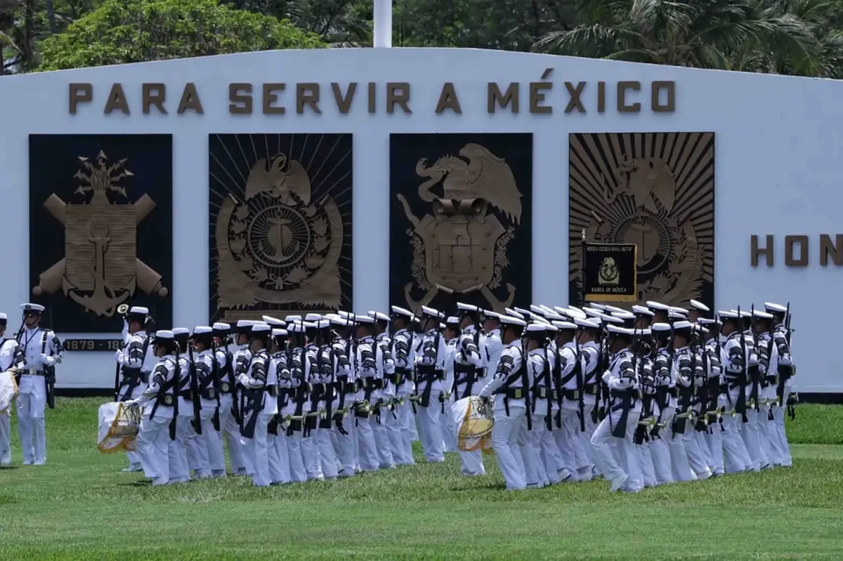 La Secretaría de Marina reafirma su lealtad y modernización en un acto ceremonial.